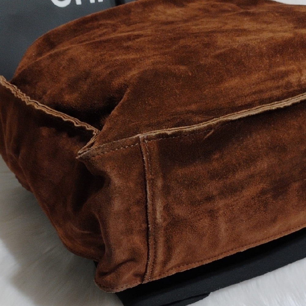 Authentic CHANEL Vintage Brown Suede Tote Handbag W Dust Bag - Picture 8 of 16